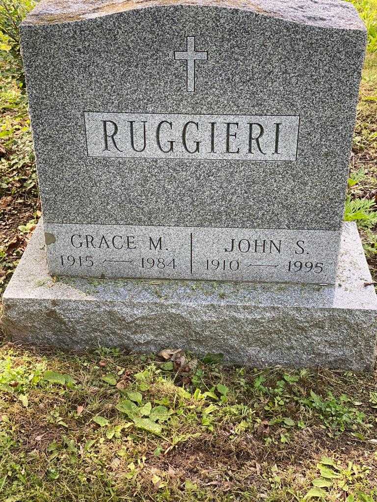 John S. Ruggieri's grave. Photo 3