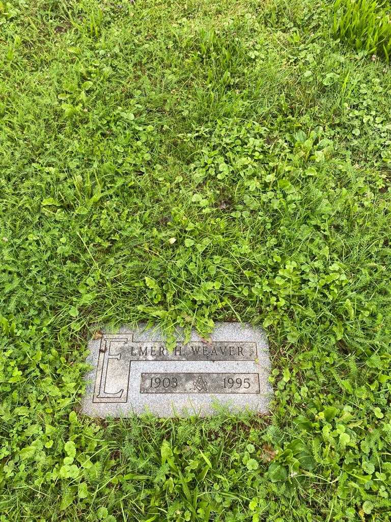 Elmer H. Weaver's grave. Photo 1