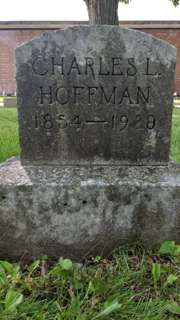 Charles L. Hoffman's grave. Photo 4
