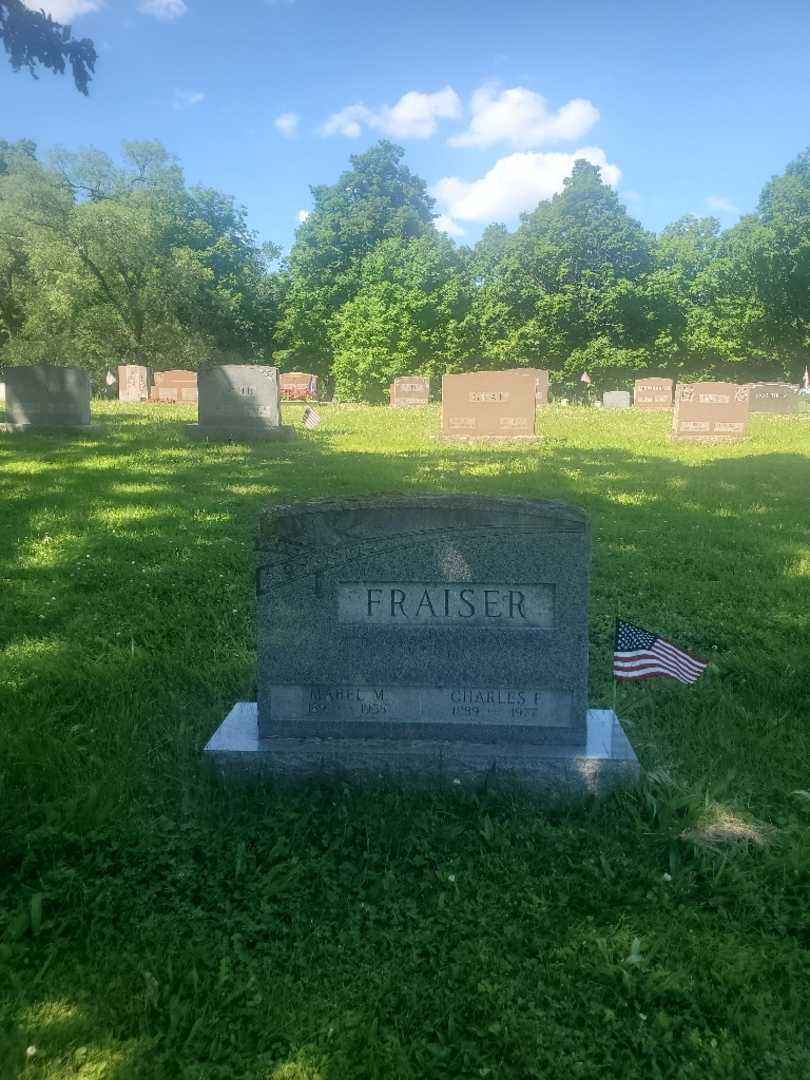 Charles F. Fraiser's grave. Photo 2