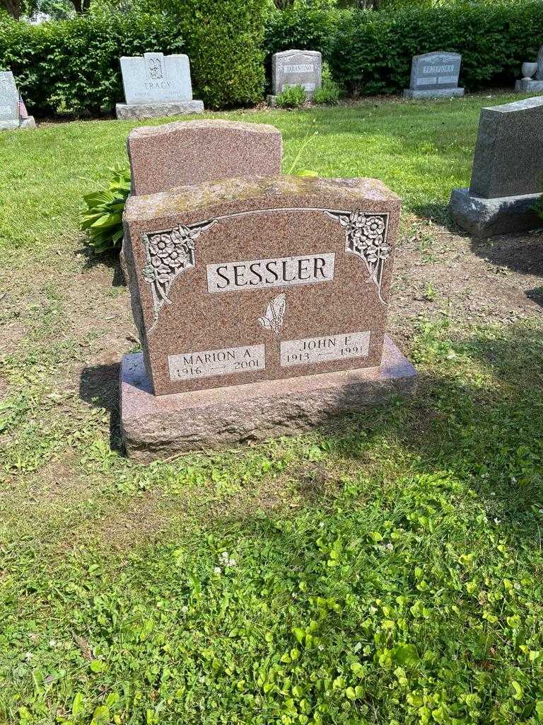 John E. Sessler's grave. Photo 2