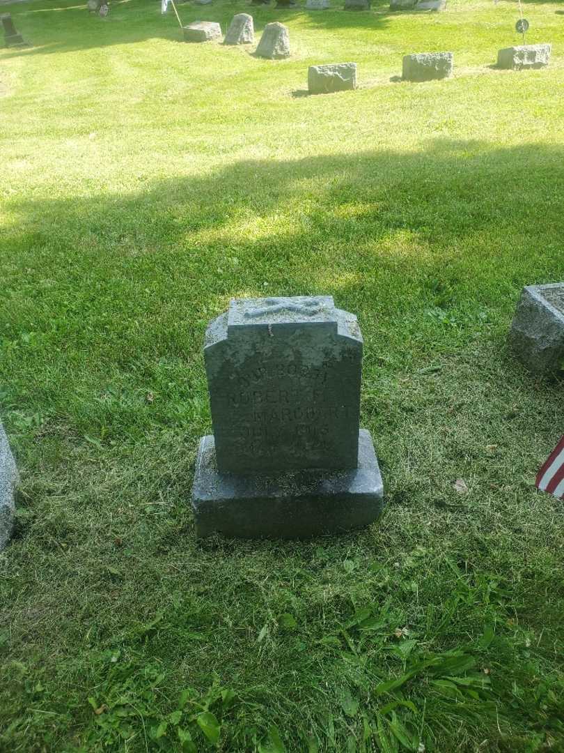 Robert F. "Bobby" Marquart's grave. Photo 2