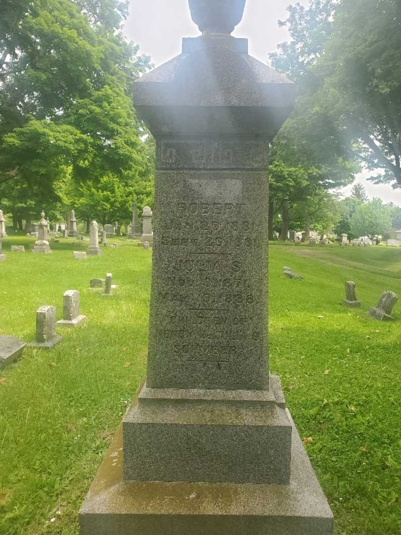 Julia S. Schmeer's grave. Photo 3