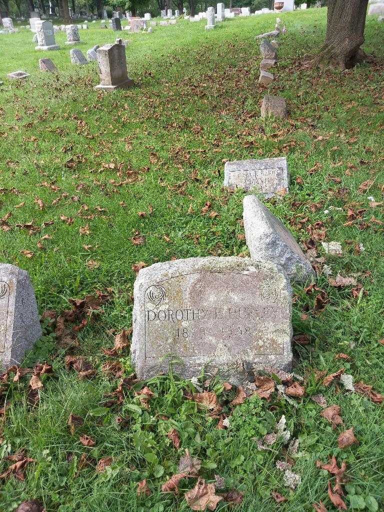 Dorothy E. Hurley's grave. Photo 1