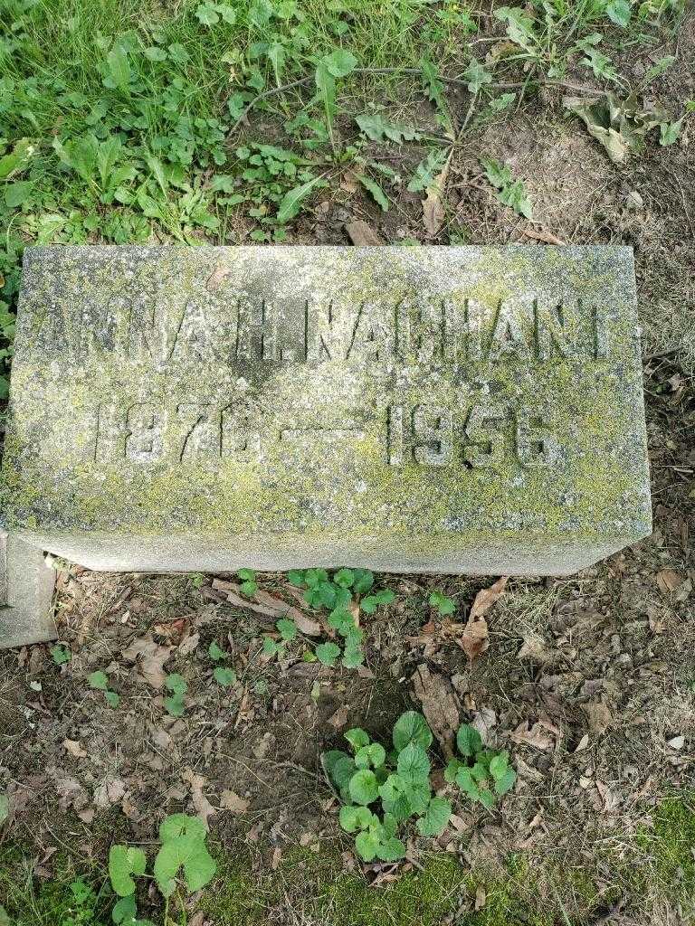 Anna H. Nachant's grave. Photo 3