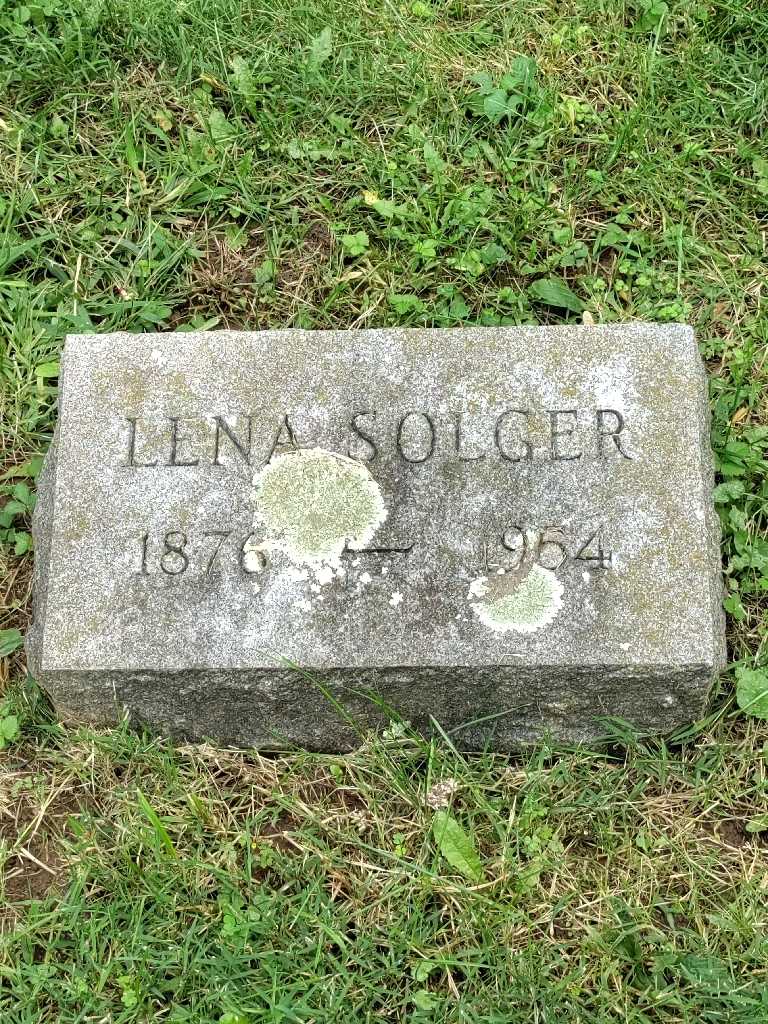 Lena Solger's grave. Photo 3