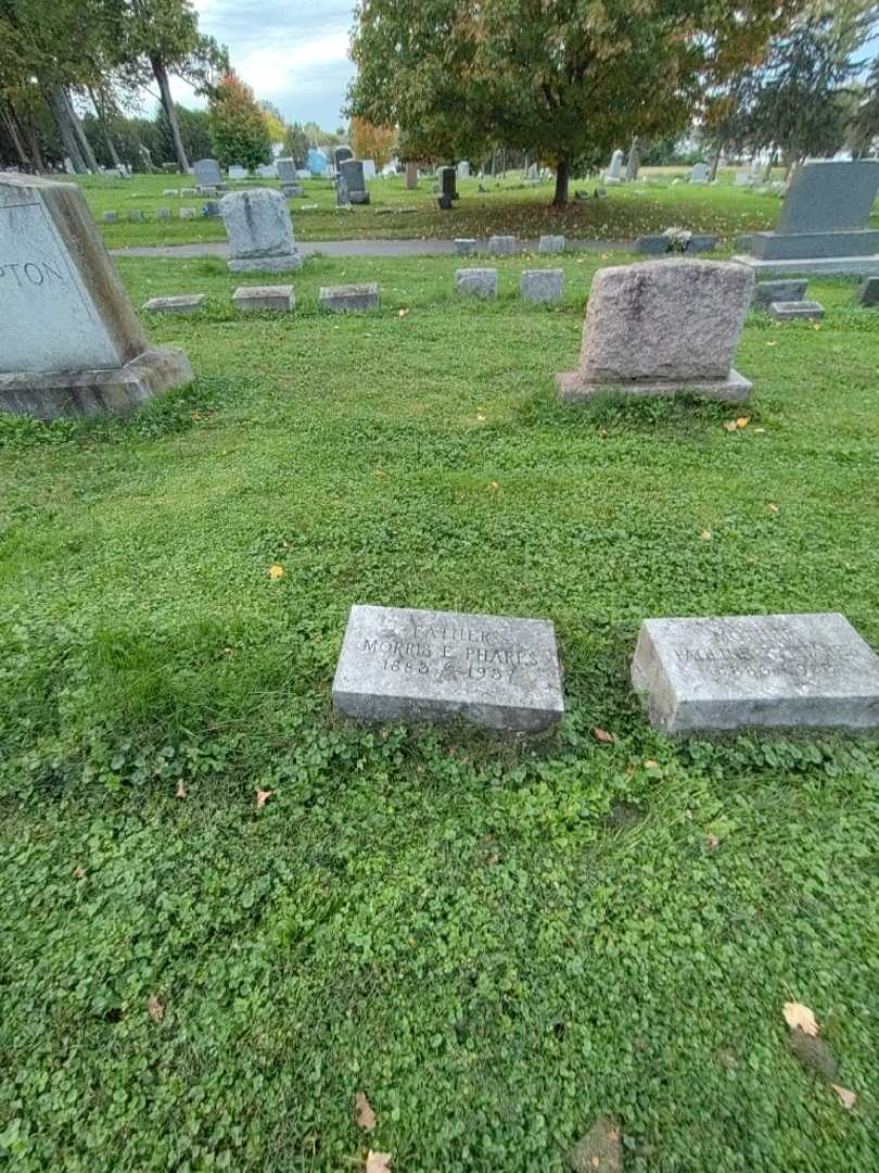 Morris E. Phares's grave. Photo 1