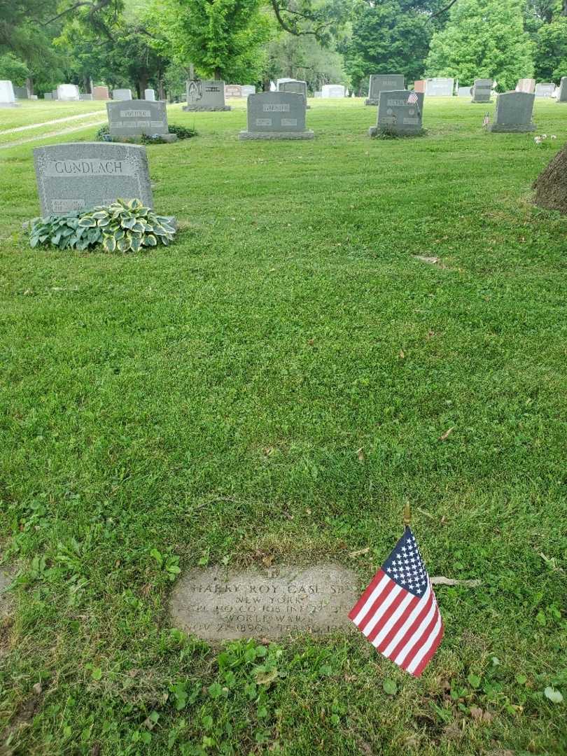 Harry Roy Case Senior's grave. Photo 2