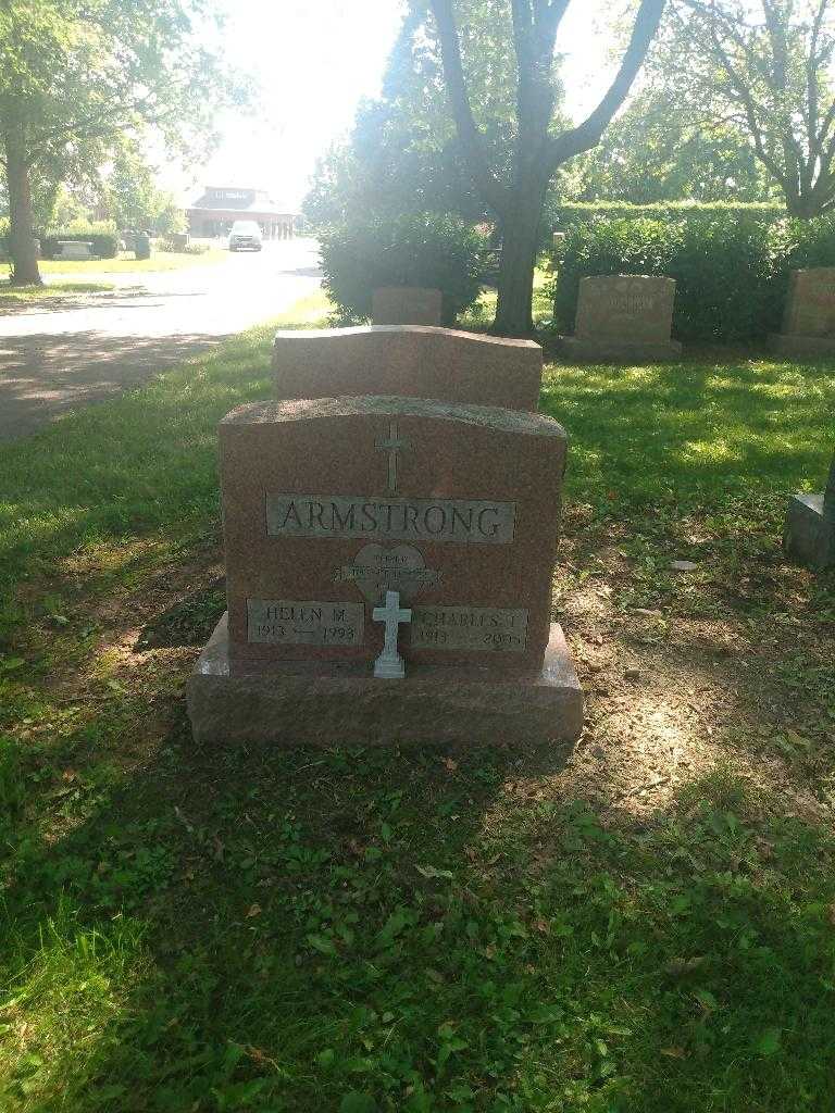Helen M. Armstrong's grave. Photo 1
