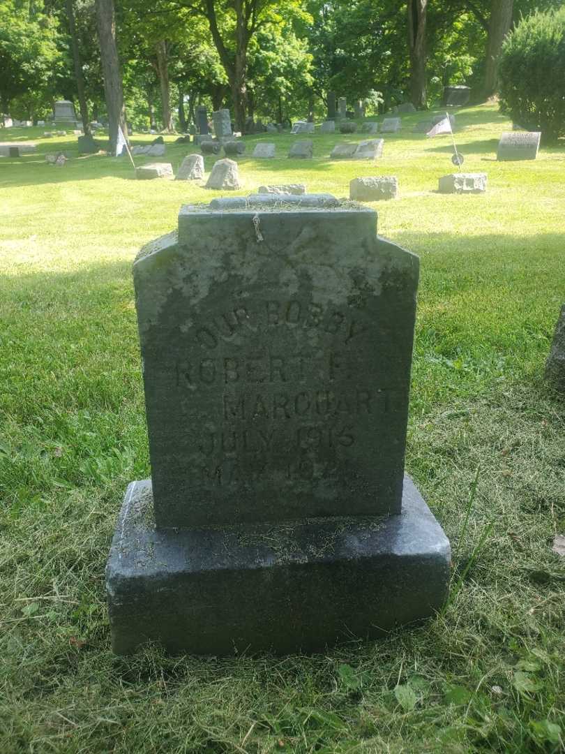 Robert F. "Bobby" Marquart's grave. Photo 3