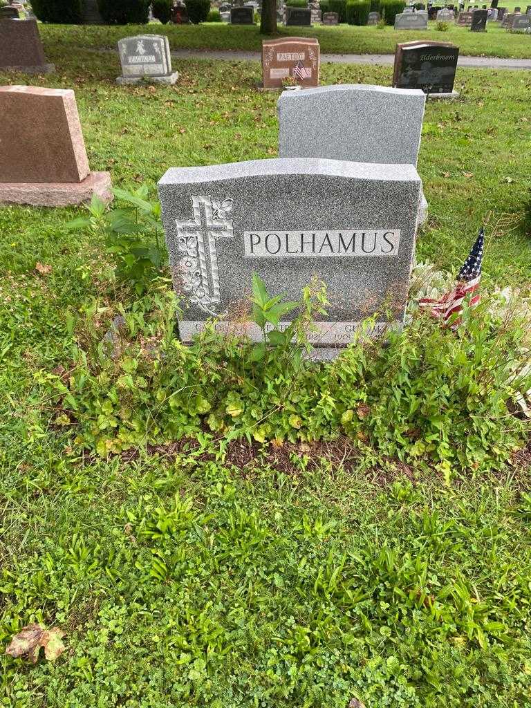 Beatrice A. Polhamus's grave. Photo 2
