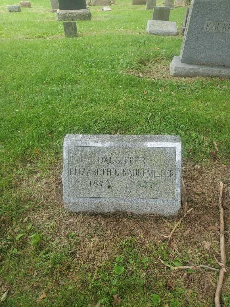 Elizabeth G. Kaukemiller's grave. Photo 2