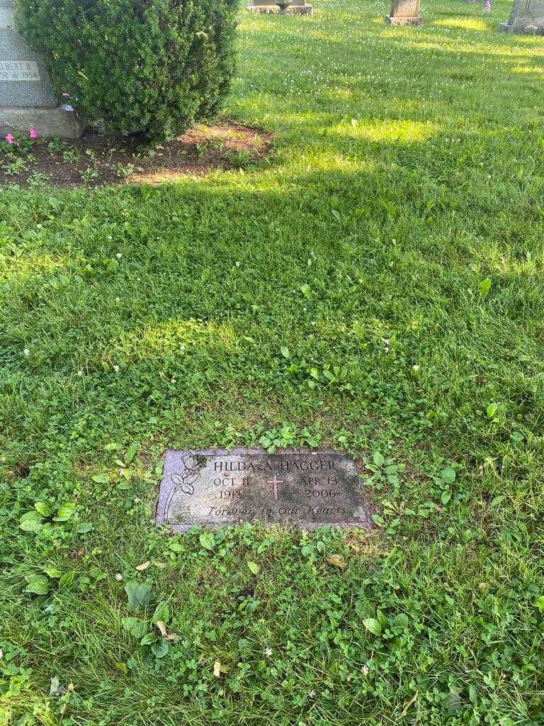 Hilda A. Hagger's grave. Photo 2