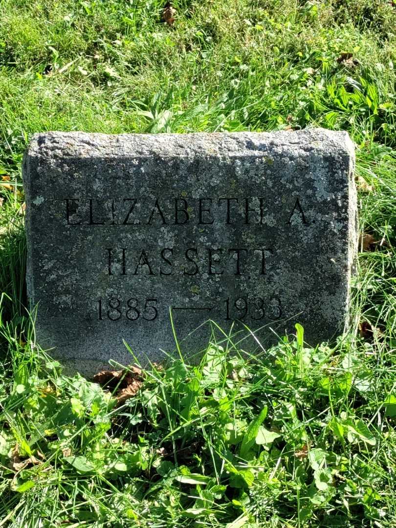 Elizabeth A. Hassett's grave. Photo 3