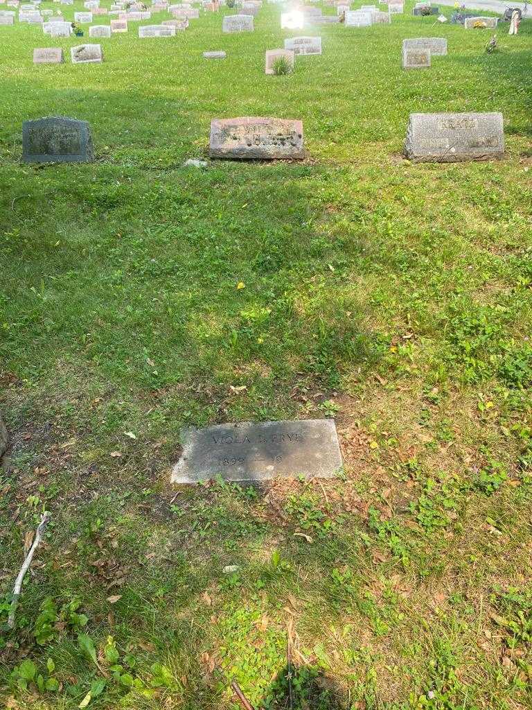 Viola L. Frye's grave. Photo 2