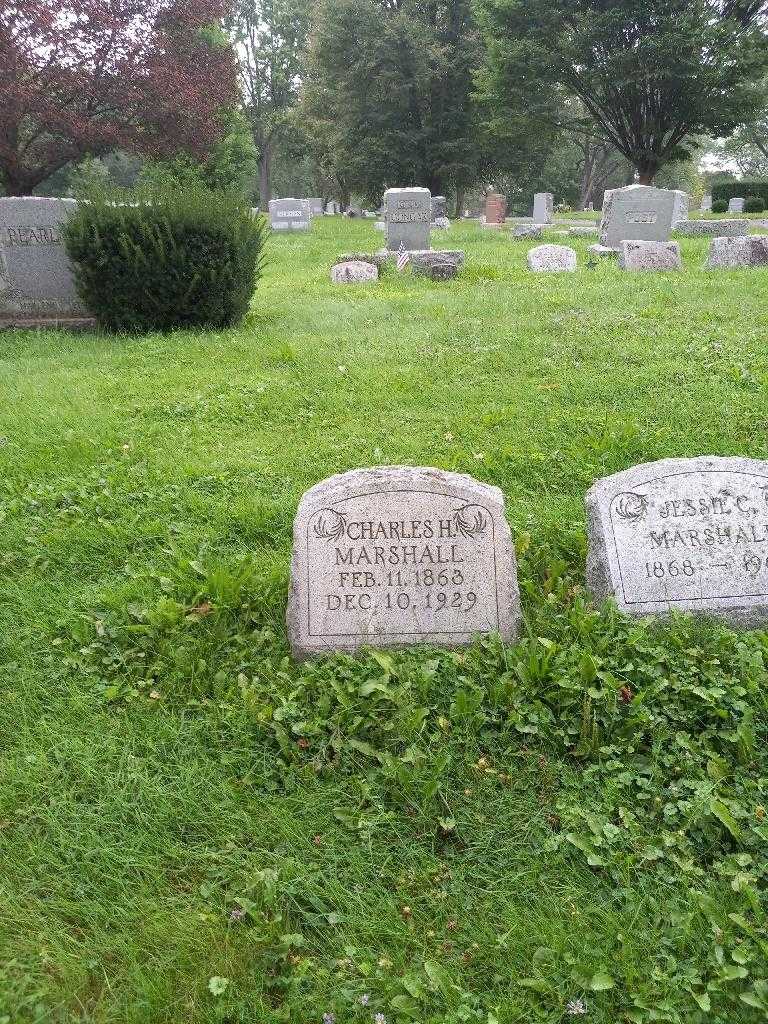 Charles Henry Marshall's grave. Photo 1