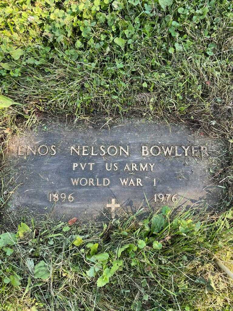 Enos Nelson Bowlyer's grave. Photo 1