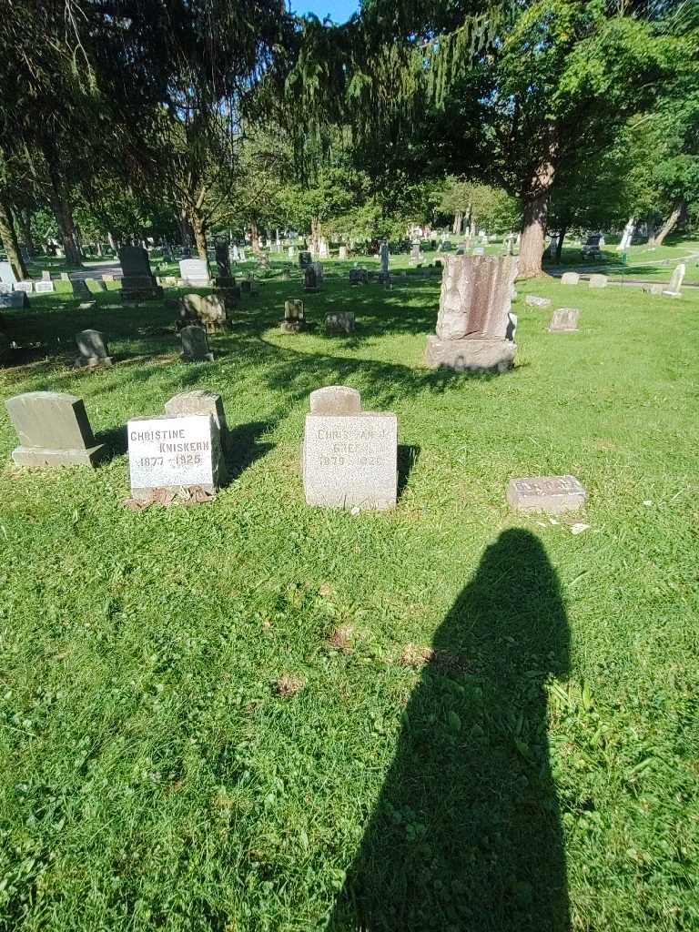 Christian J. Green's grave. Photo 1