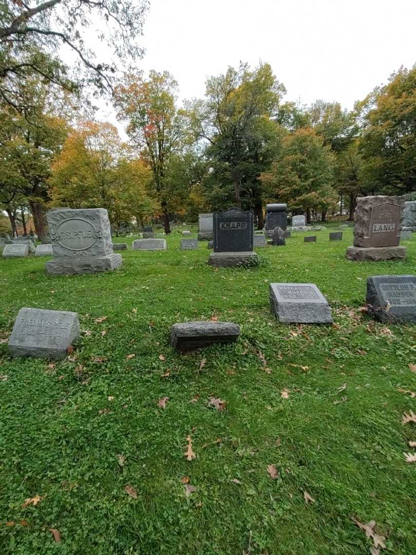 Karl Knapp's grave. Photo 1