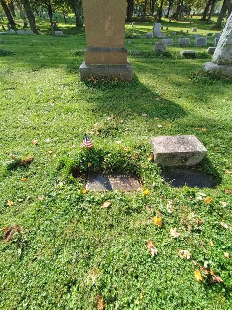 Robert B. Melfi's grave. Photo 2