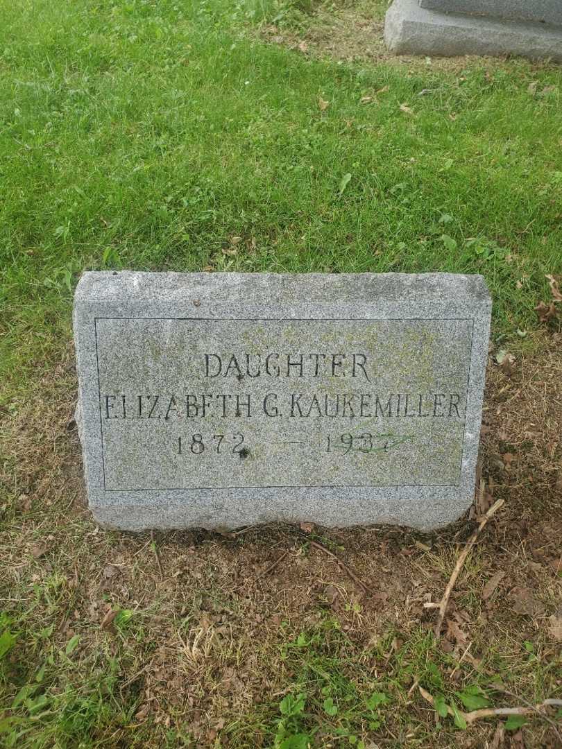 Elizabeth G. Kaukemiller's grave. Photo 3
