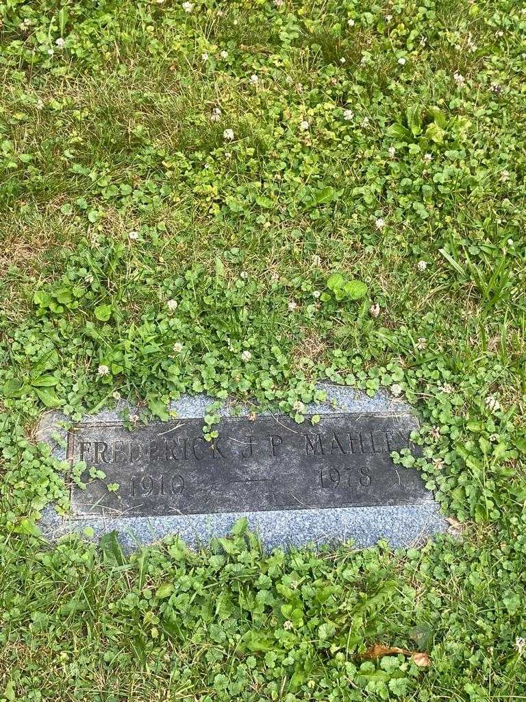 Frederick J. P. Mahley's grave. Photo 3