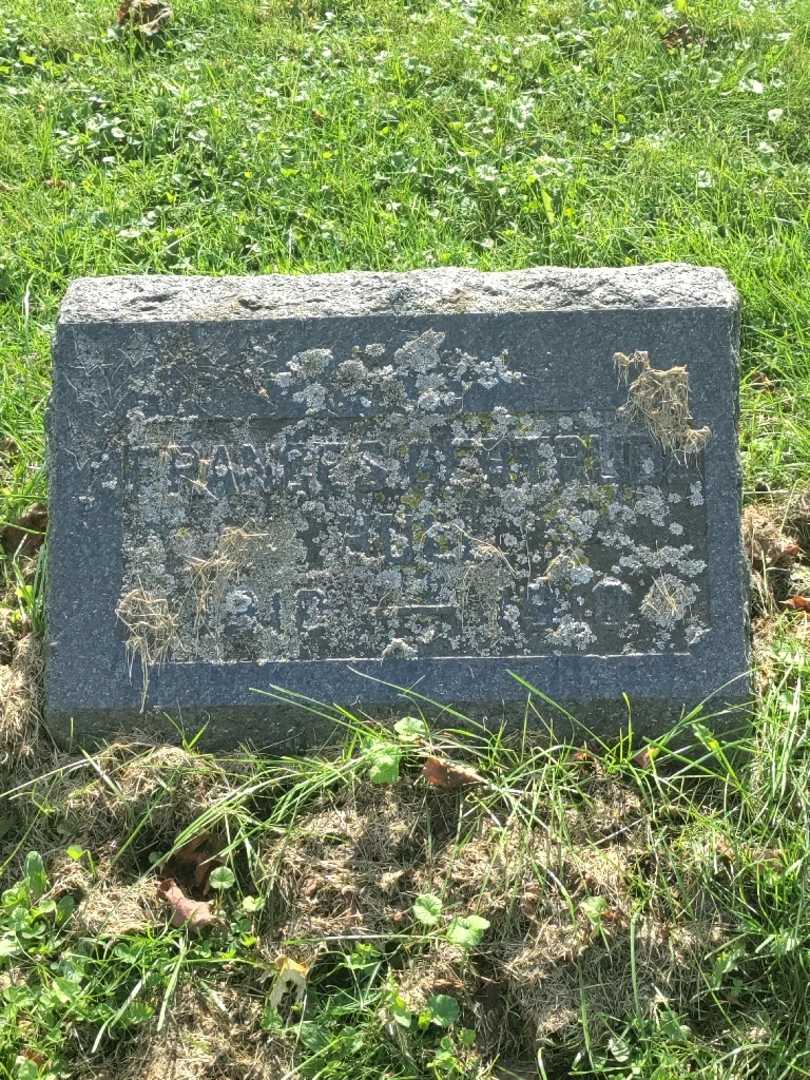 Frances G. Hull's grave. Photo 3