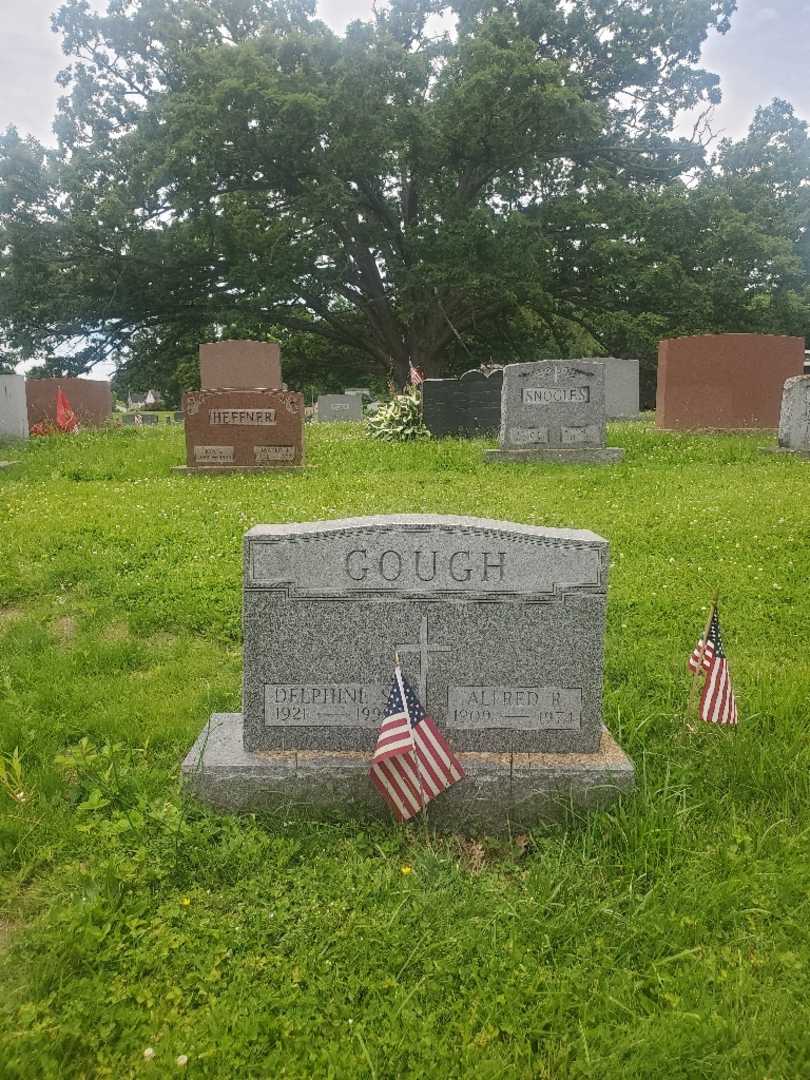 Alfred R. Gough's grave. Photo 2