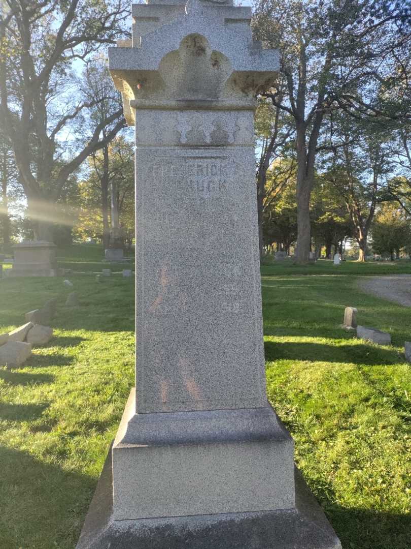 Ella M. Schuck's grave. Photo 2