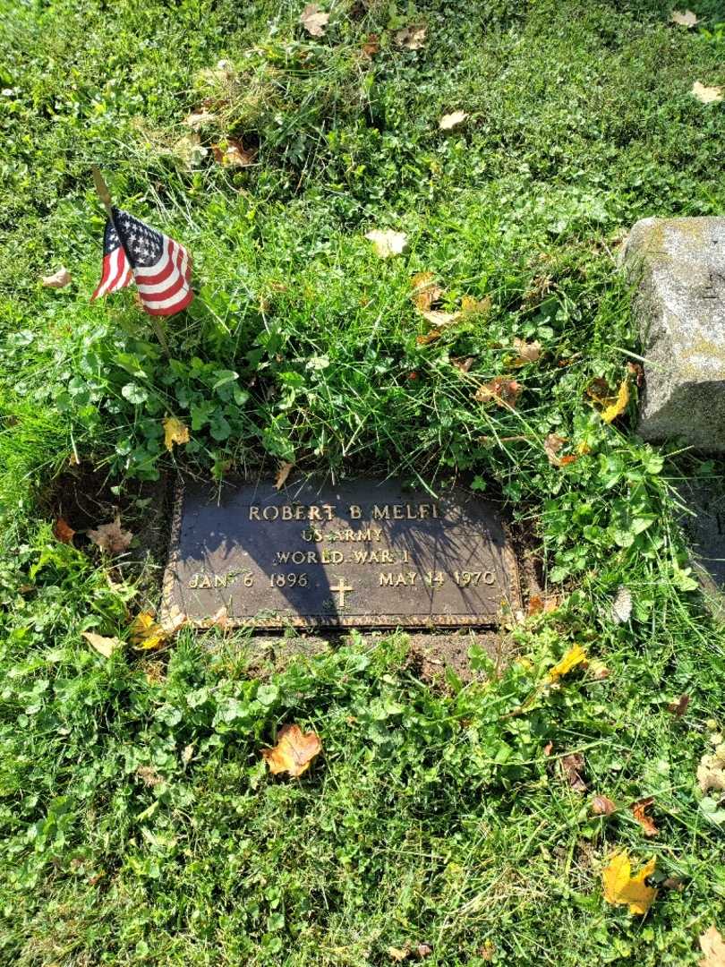 Robert B. Melfi's grave. Photo 3