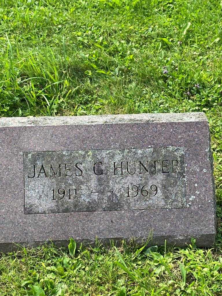 James G. Hunter's grave. Photo 3