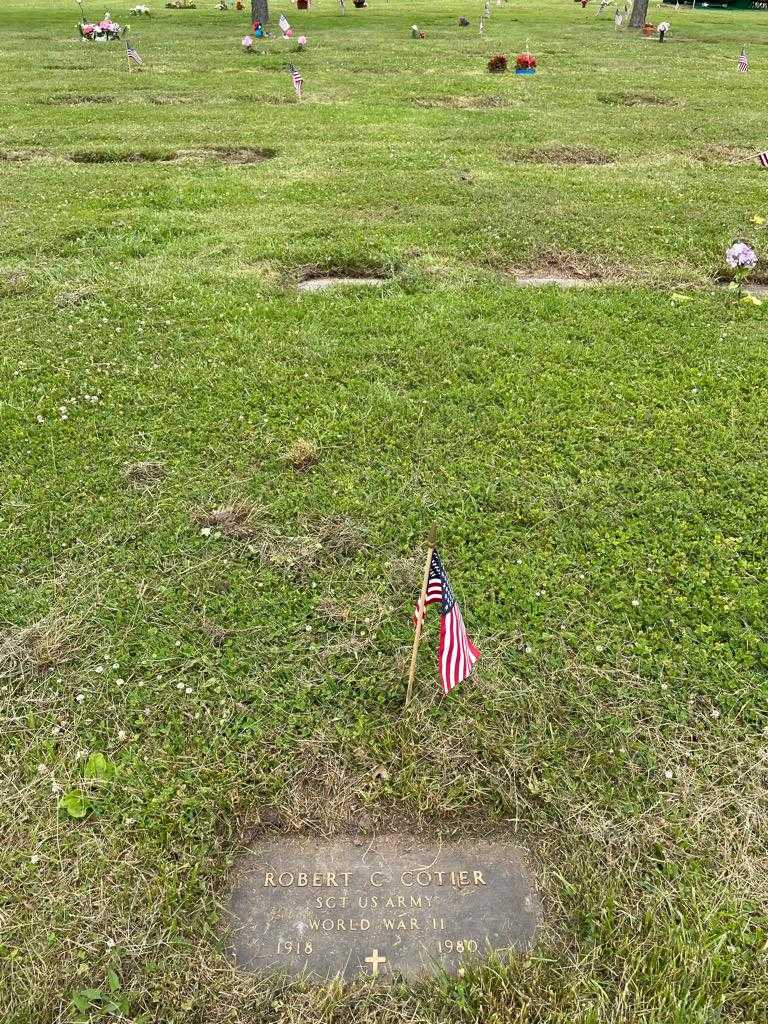 Robert C. Cotier's grave. Photo 2