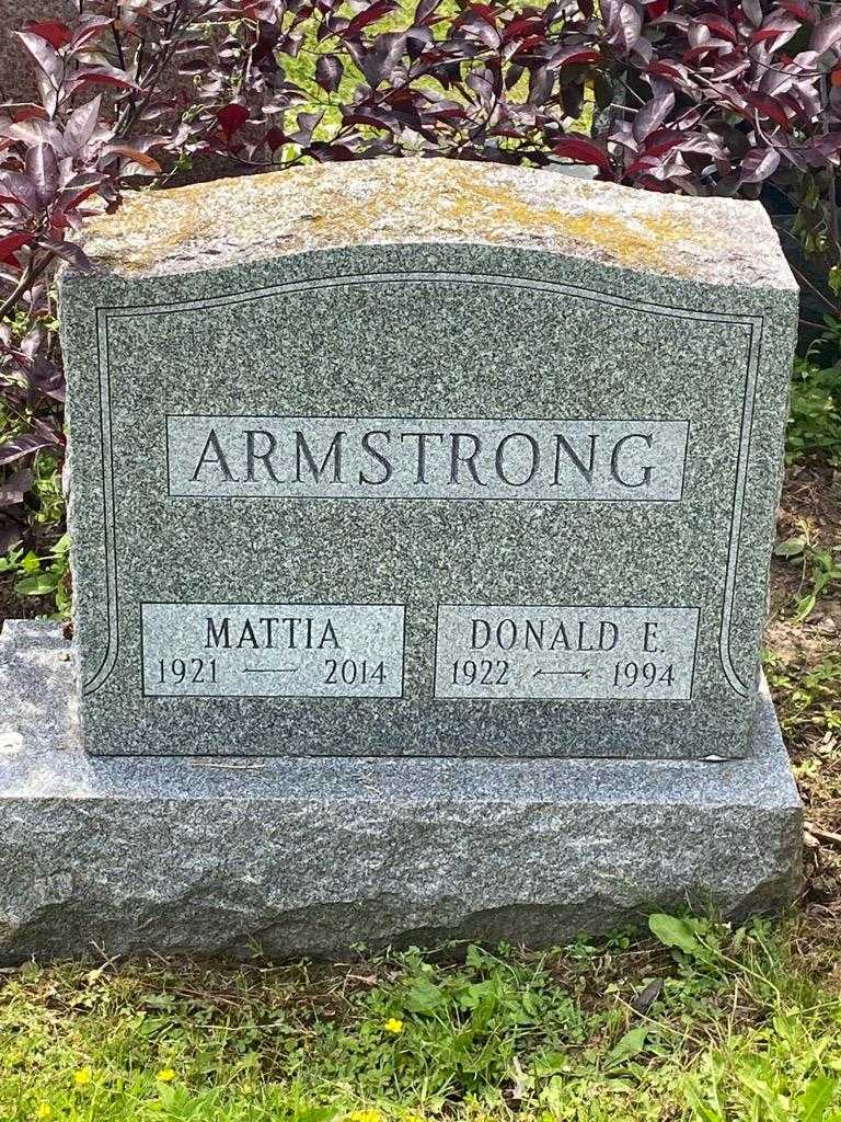 Donald E. Armstrong's grave. Photo 3