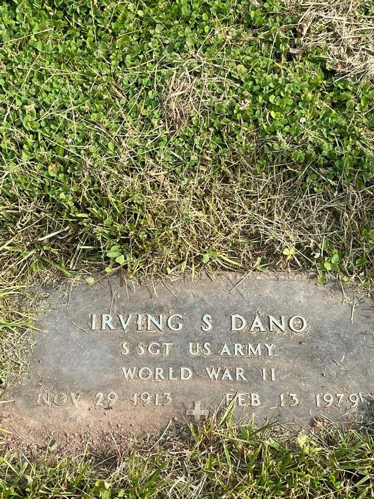 Irving S. Dano's grave. Photo 3
