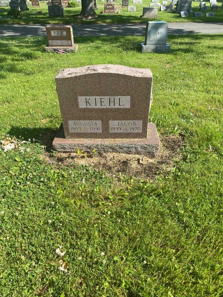 Jacob B. Kiehl's grave. Photo 2