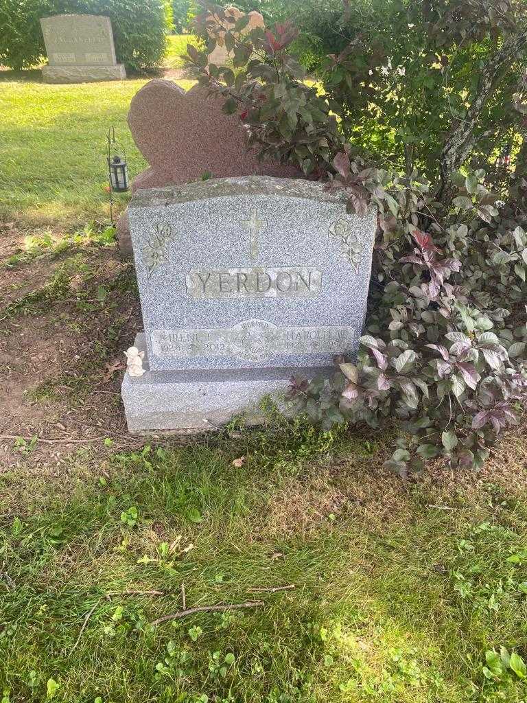 Irene E. Yerdon's grave. Photo 2