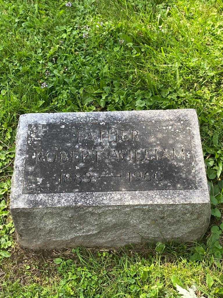 Robert William's grave. Photo 3