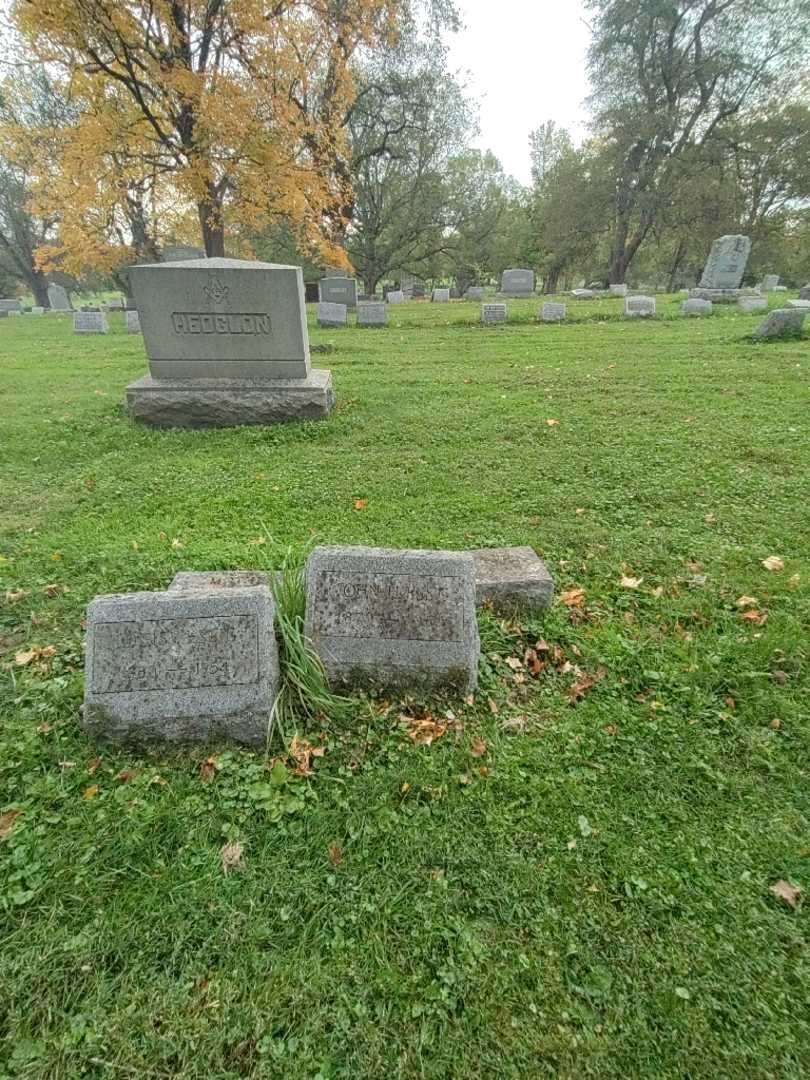 John H. Essig's grave. Photo 1