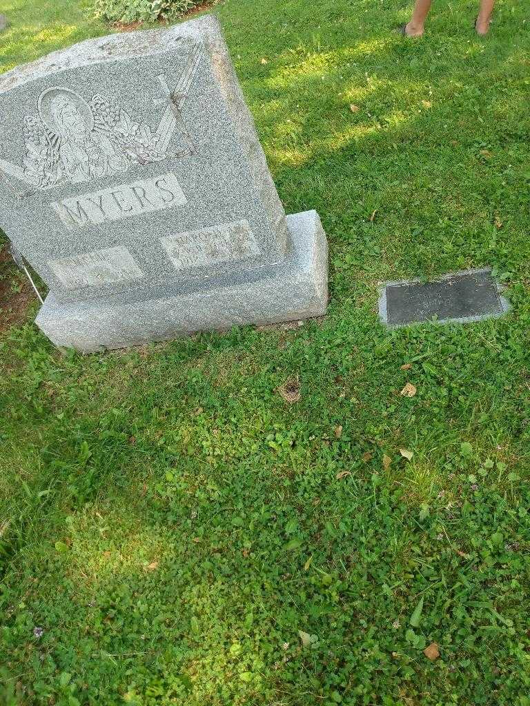 Harold A. Myers's grave. Photo 4