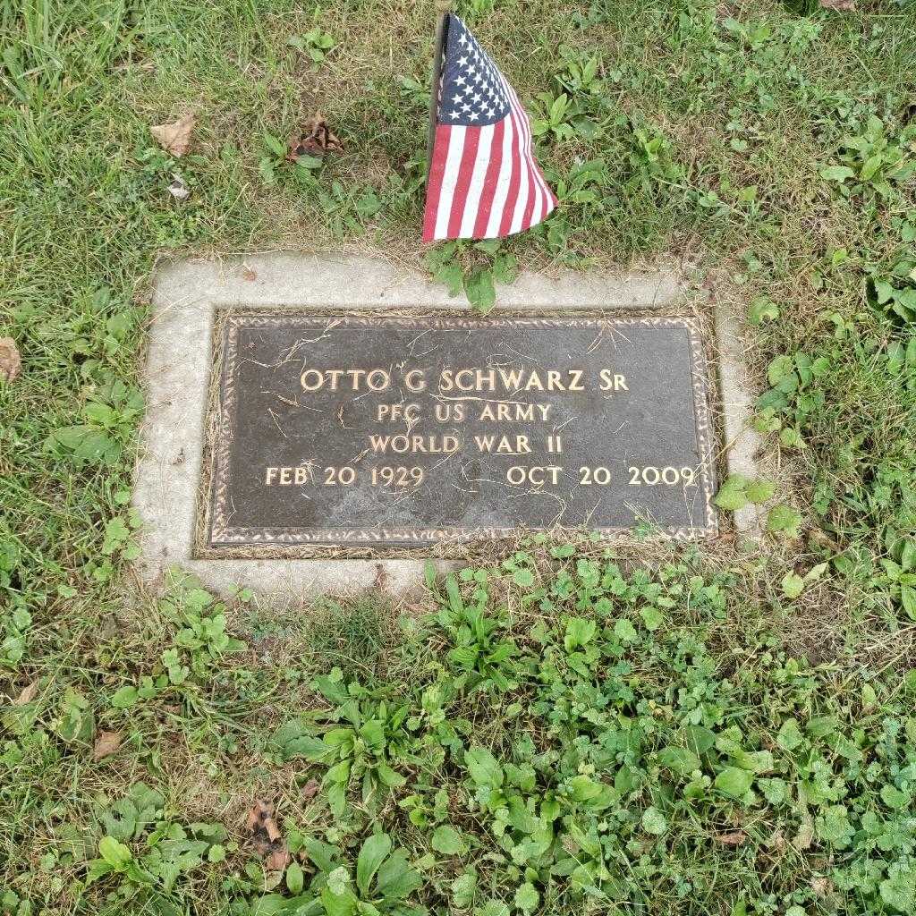 Otto G. Schwarz Senior's grave. Photo 1
