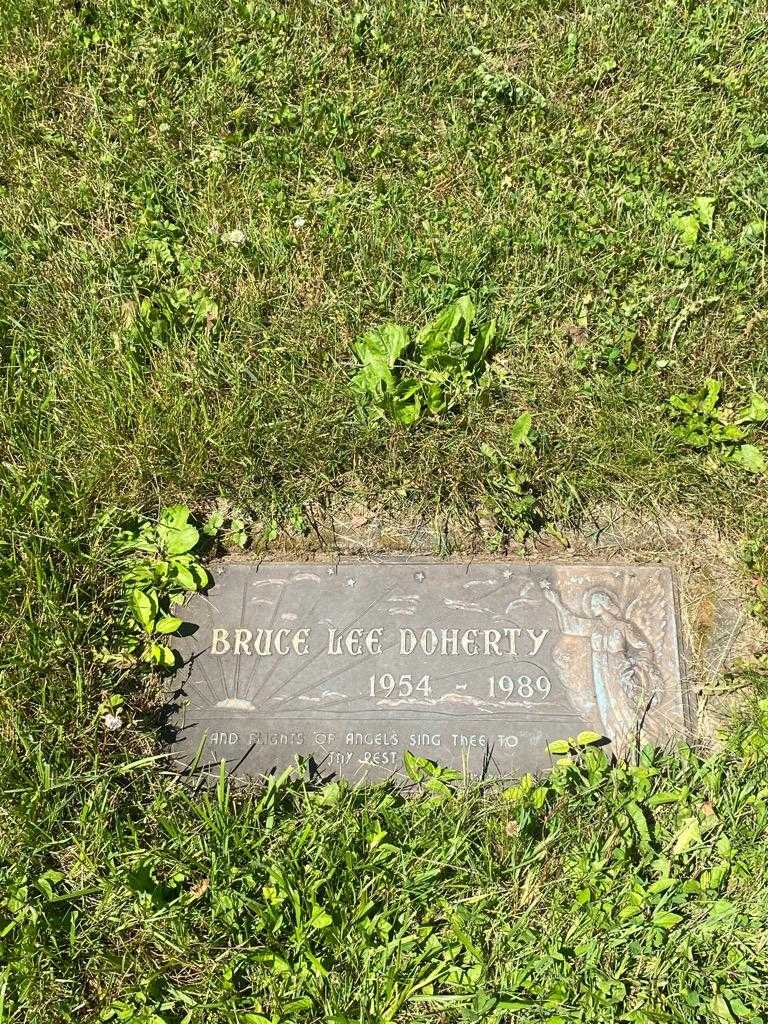 Bruce Lee Doherty's grave. Photo 3