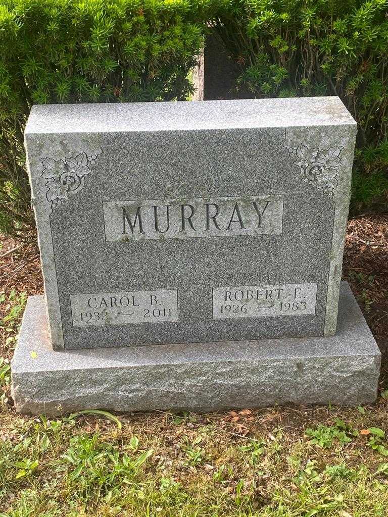 Carol B. Murray's grave. Photo 3