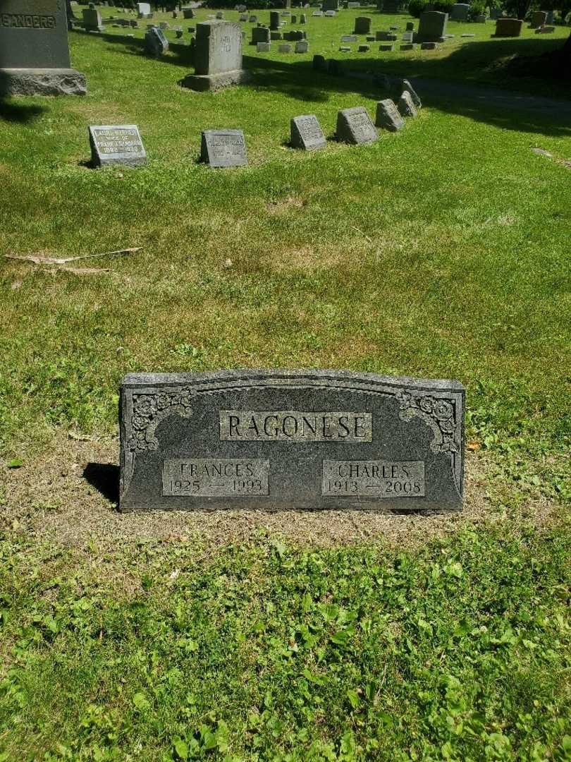 Charles Ragonese's grave. Photo 2