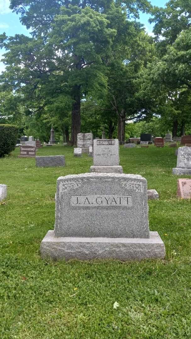 Joseph A. Gyatt's grave. Photo 1