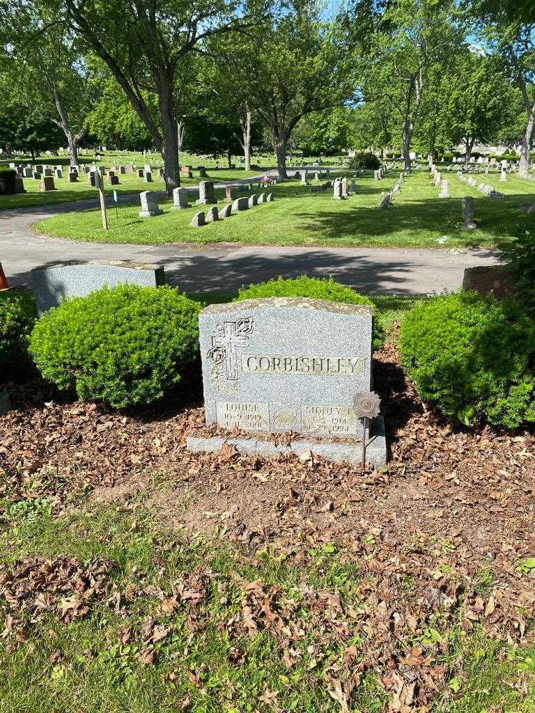 Sidney F. Corbishley's grave. Photo 2