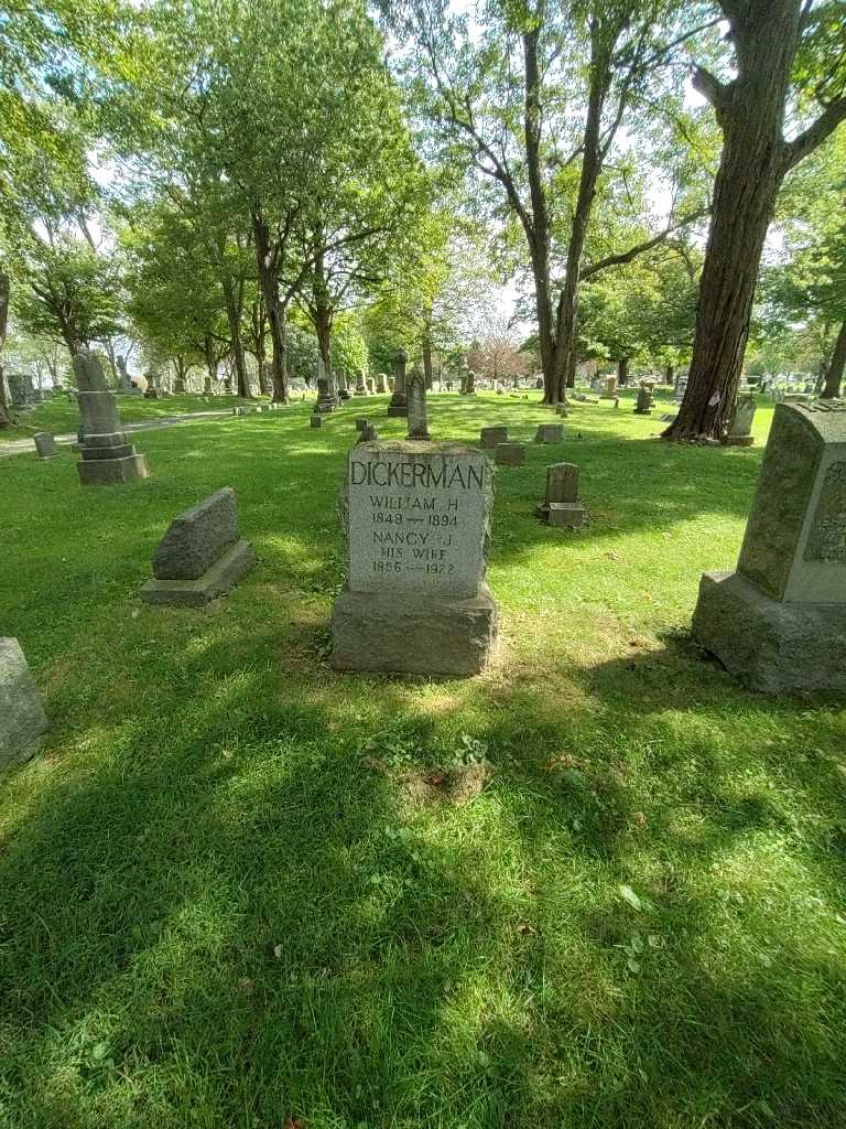 Nancy Jane Dickerman's grave. Photo 1