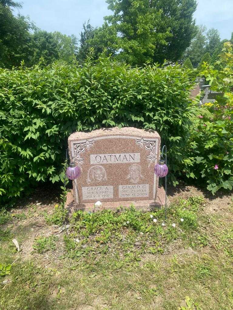 Gerald G. Oatman's grave. Photo 2