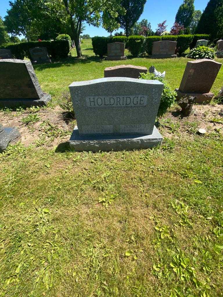 Donald J. Holdridge's grave. Photo 1