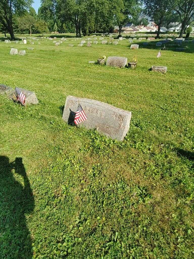 Joseph G. Rausa's grave. Photo 1