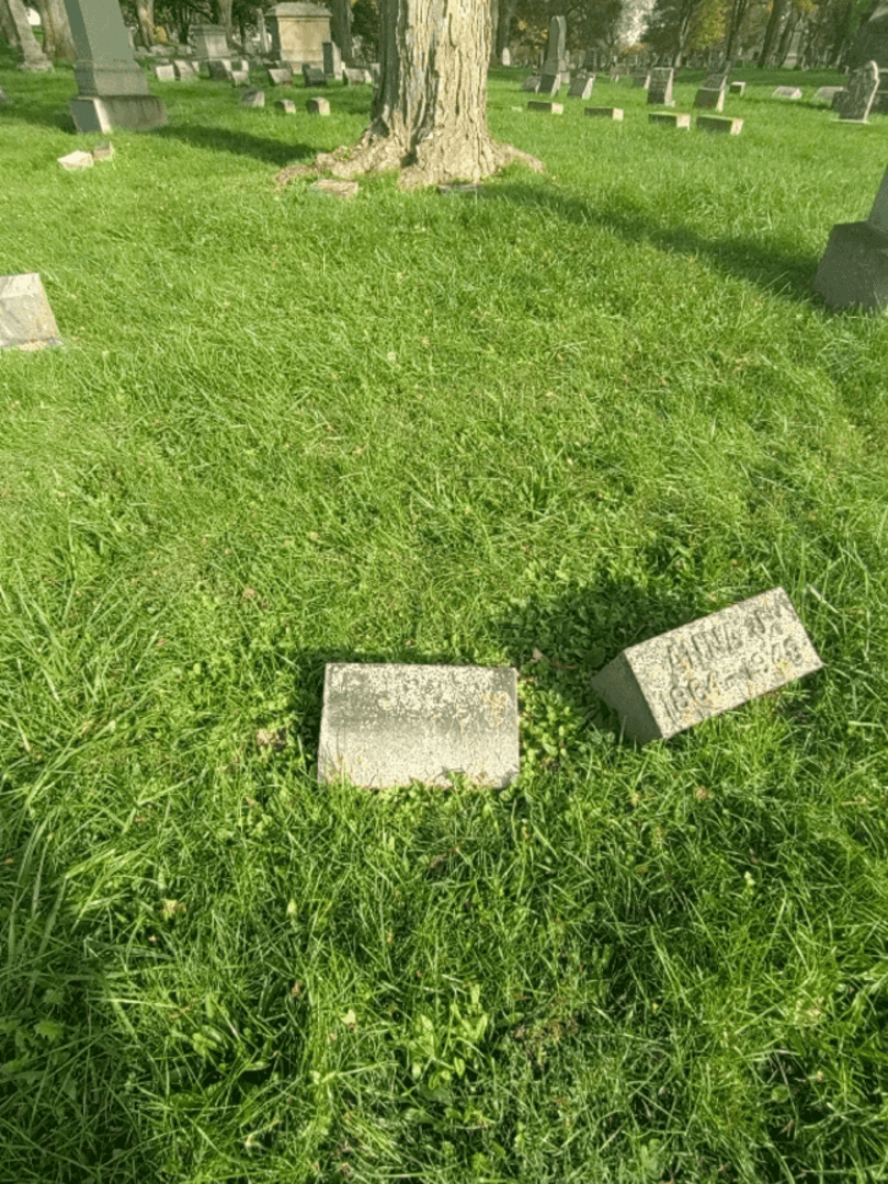 Ada E. Kuntzsch's grave. Photo 3
